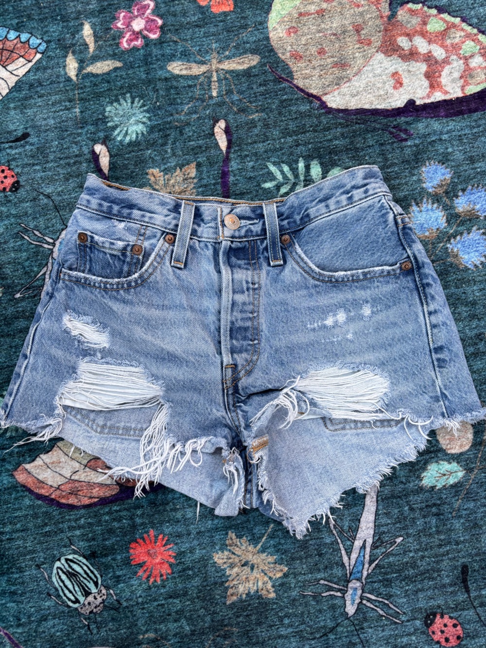 Levi's 501 Original High-Rise Distressed Cutoff Denim Shorts - W24